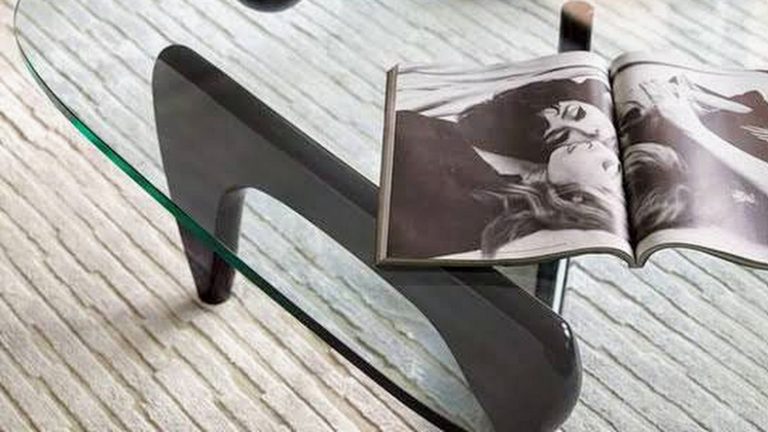 Découvrez les plus belles tables basses en verre