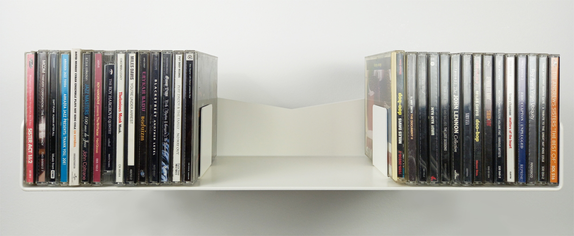 Etagère flottante pour ranger les CD - Delta+ par Essentia Mobilia