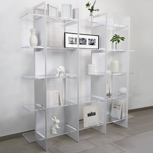 Grande étagère au mur blanche en plexiglas - Crystal par Essentia Mobilia
