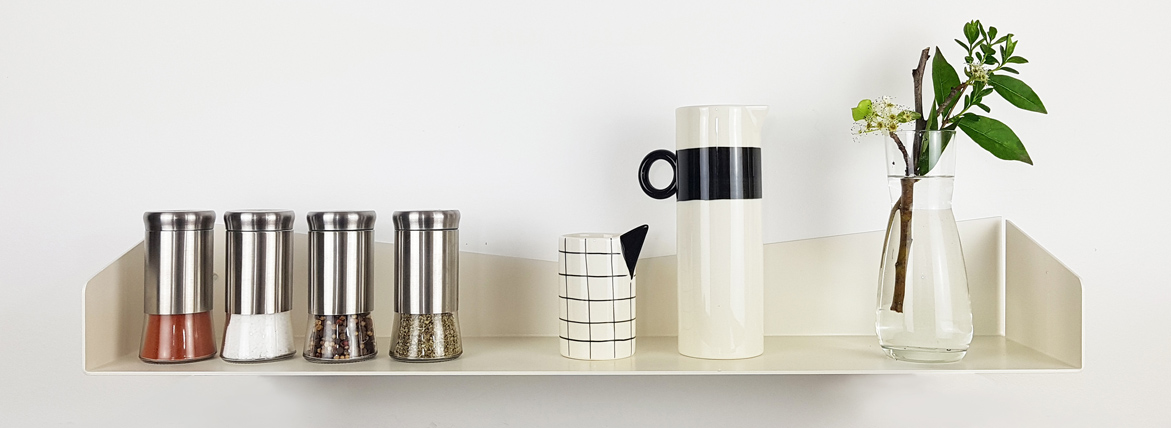 Petite étagère murale en métal pour cuisine Delta+